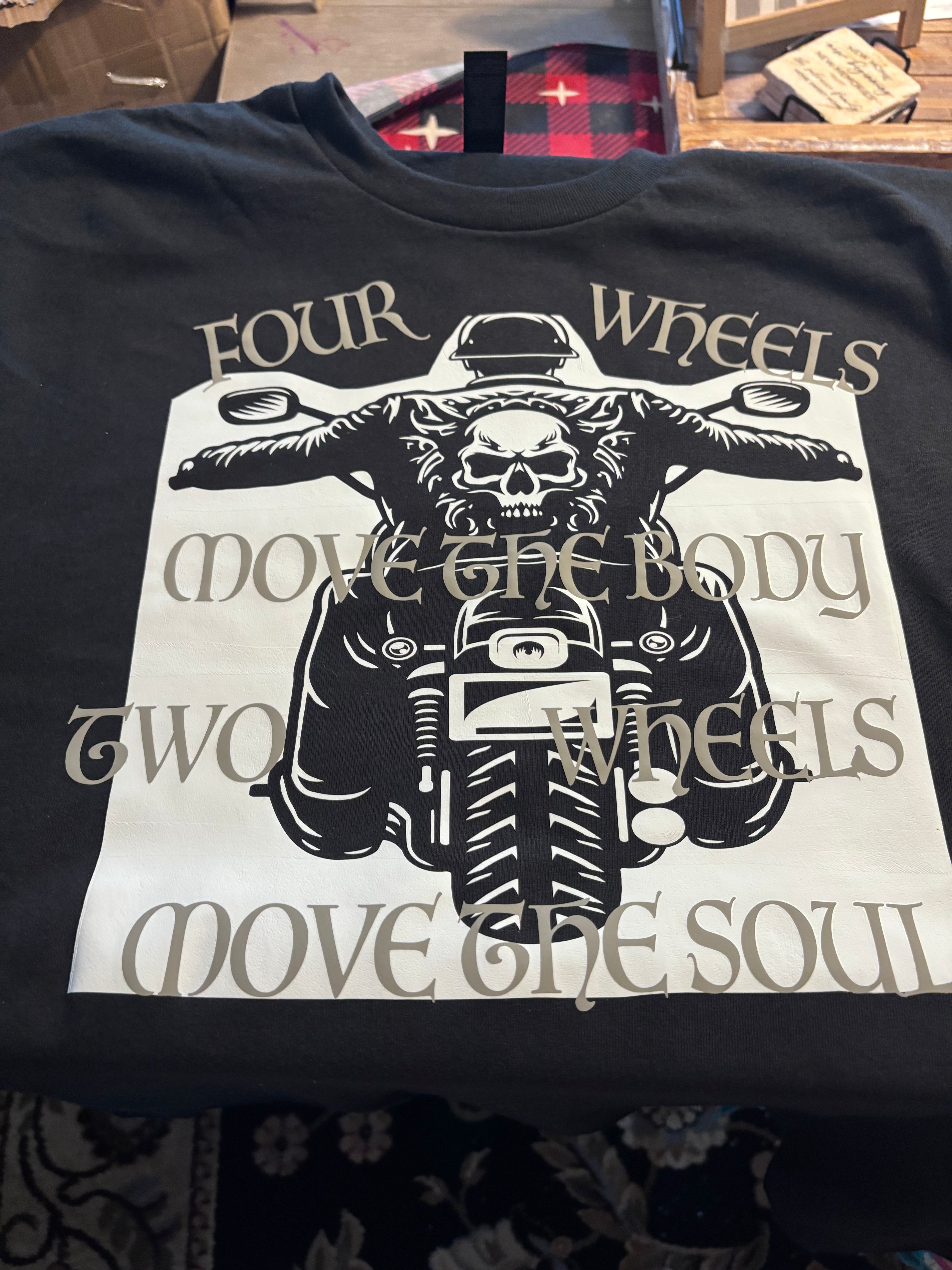 Custom T-Shirts | Custom Threads, LLC